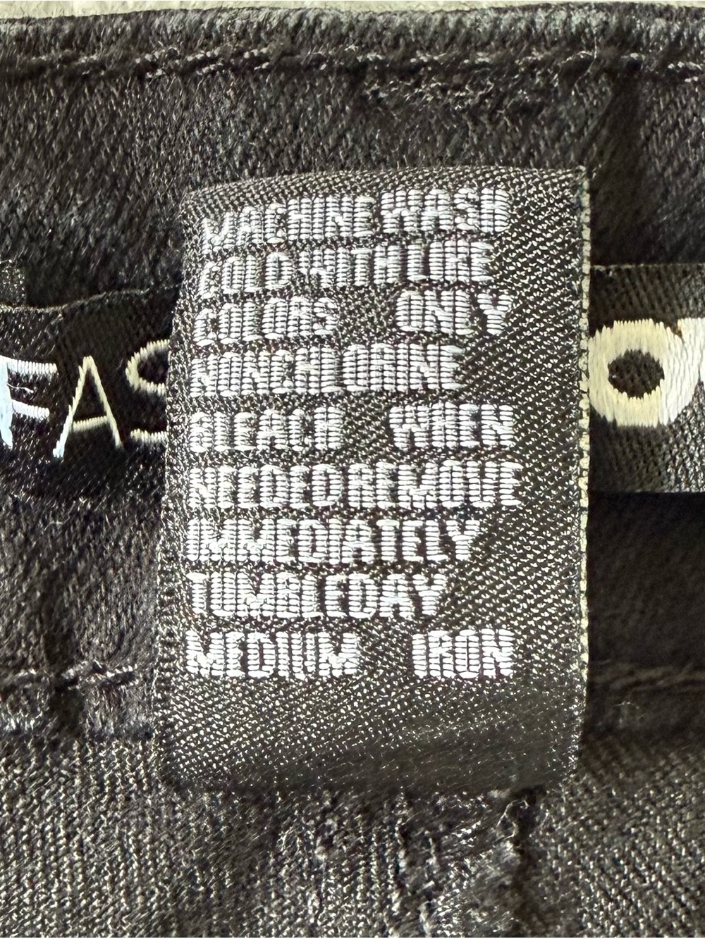 Fashion Nova Curve High Rise Denim Booty Lifting Black Ripped Skinny Jeans Sz 22 - Picture 12 of 12